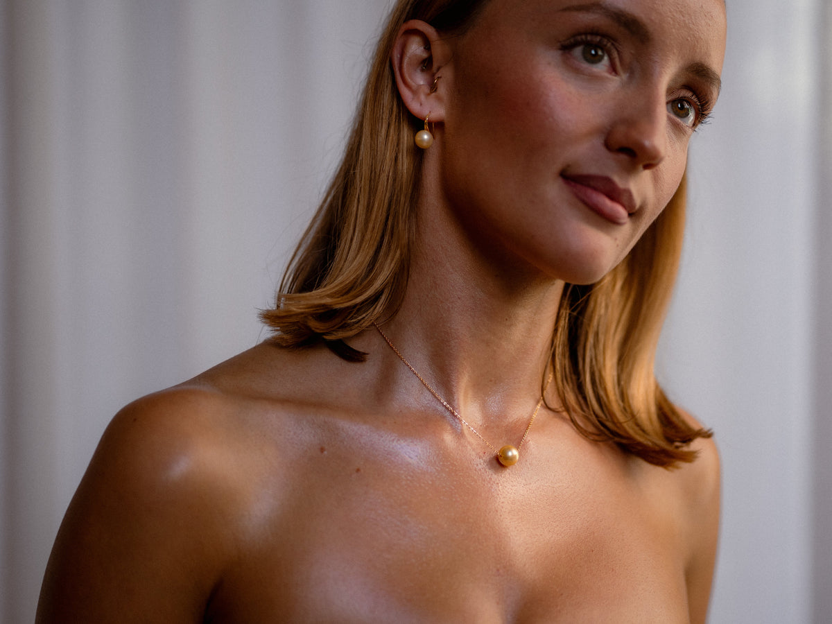 Daphne Necklace - Champagne Gold